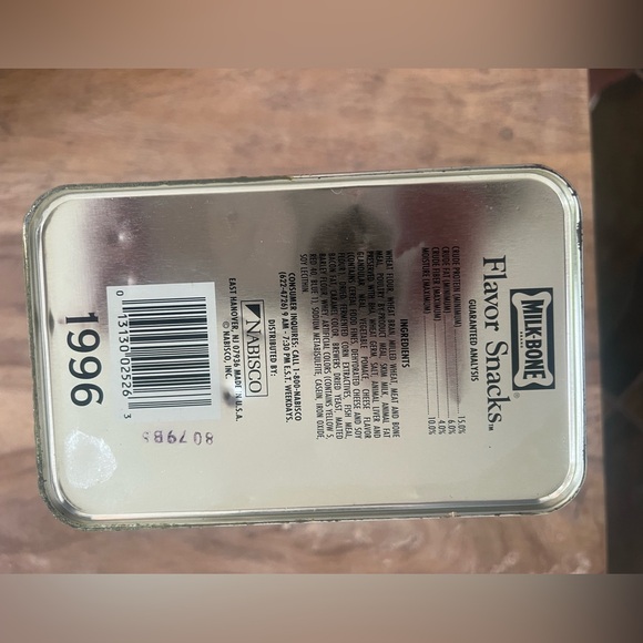 Vintage Snoopy Milk Bone Flavor Snacks Christmas Tin 1996 - Picture 7 of 8